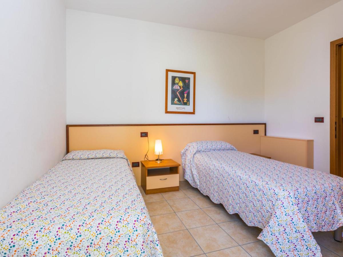 Apartment Robinia-Pinetine-4 By Interhome دونا فيردي المظهر الخارجي الصورة